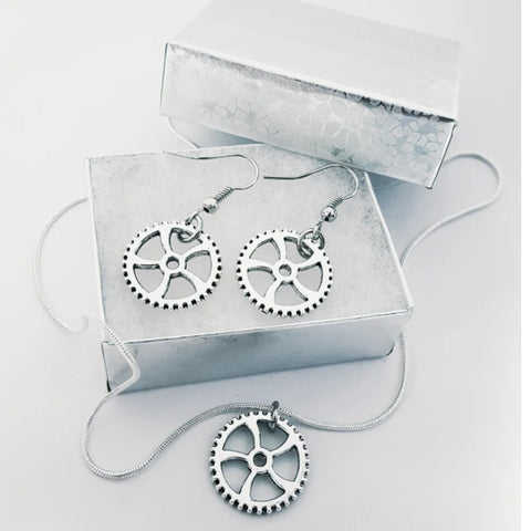 Gear Necklace Black